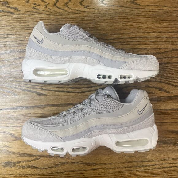 Men's Nike Air Max 95 SE Cobblestone Grey White Size 9 9.5 Shoes NEW - Picture 2 of 6
